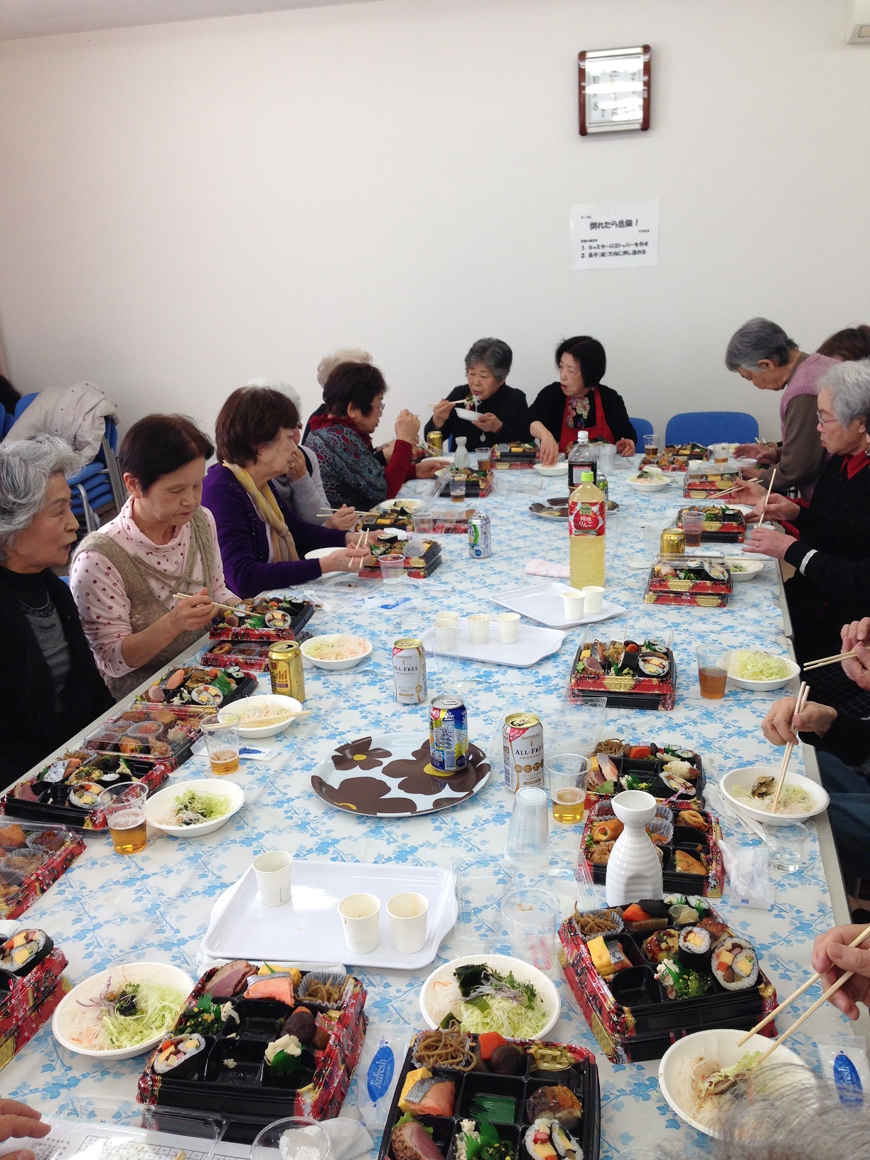 １月１９日（火）に、たちばな会の定例会・新年会が行われました